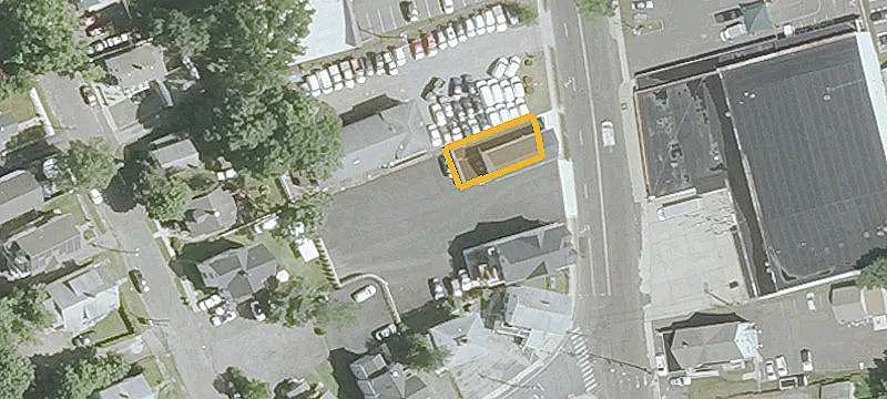 52 Division St