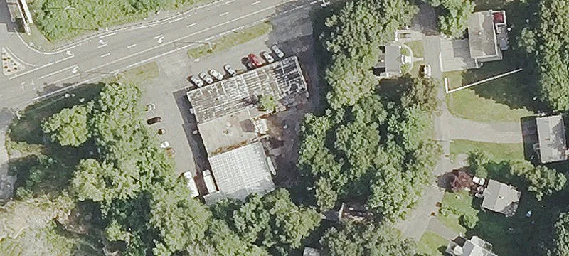 3812 Main St