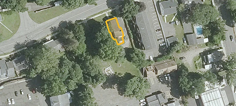 35 Main St
