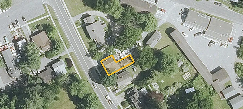 28 Sharon Rd