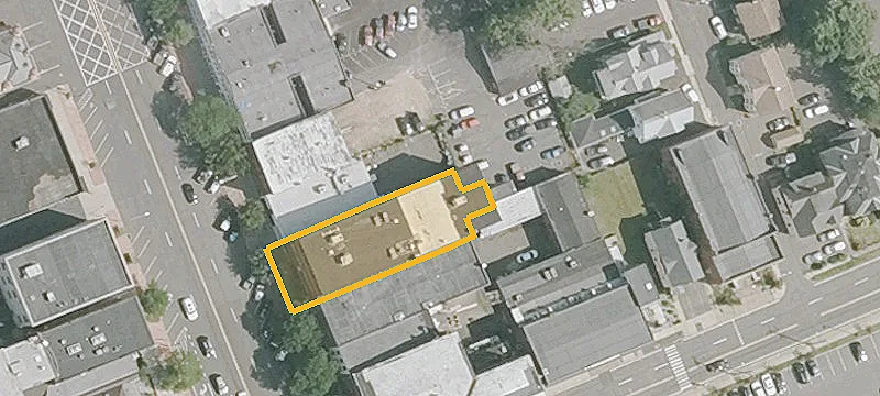 484 Main St