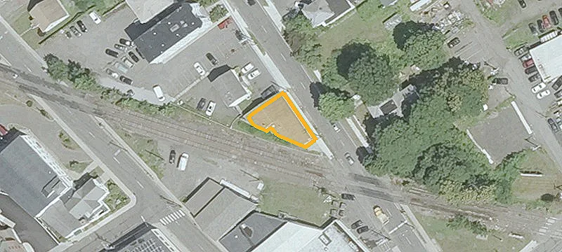 4 Balmforth Ave
