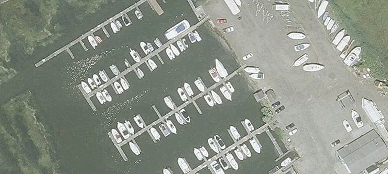45 Riverside Dr