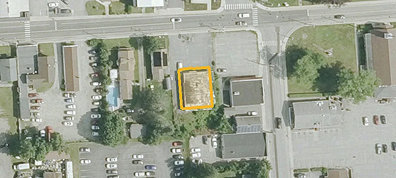 29 Railroad Ave