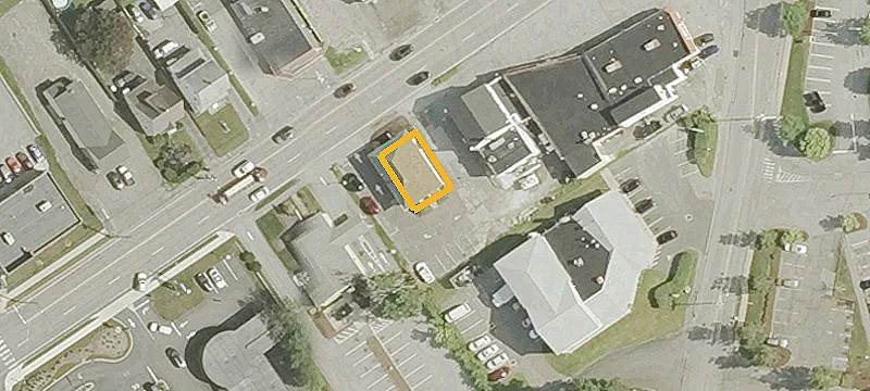 1208 Main St