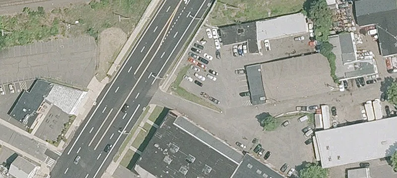 1304 Main St