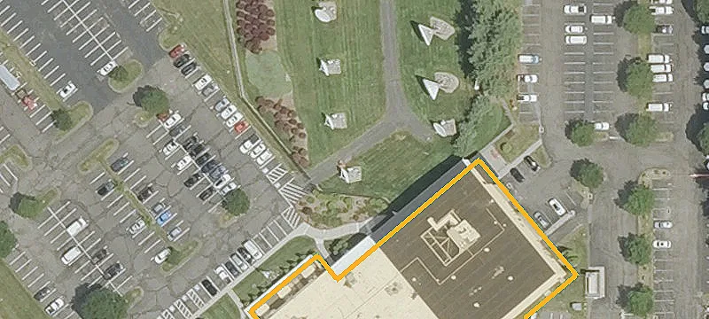 222 New Park Dr