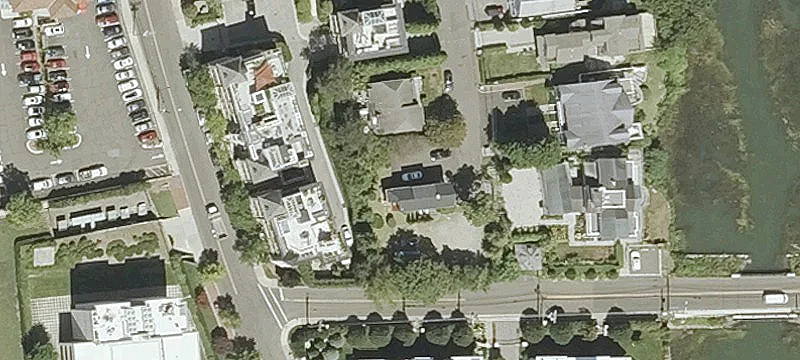 4 Davenport Ave