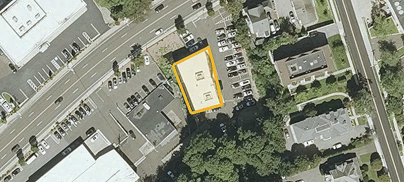 180 Putnam Ave
