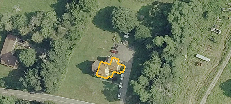 1384 Trumbull Hwy