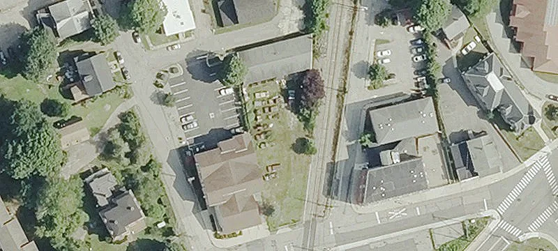11 Rhea St