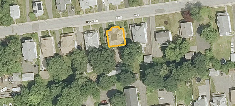 132 Maple St