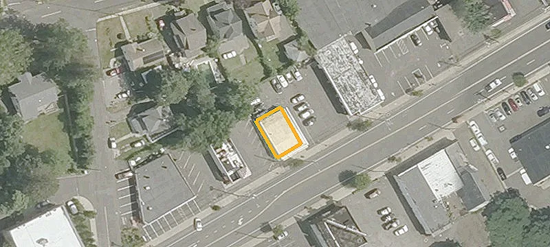 1260 Barnum Ave