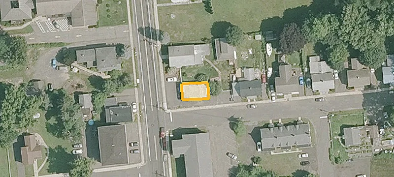 122 Main St