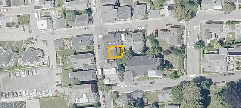 109 Water St