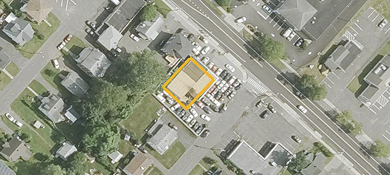 1052 Farmington Ave