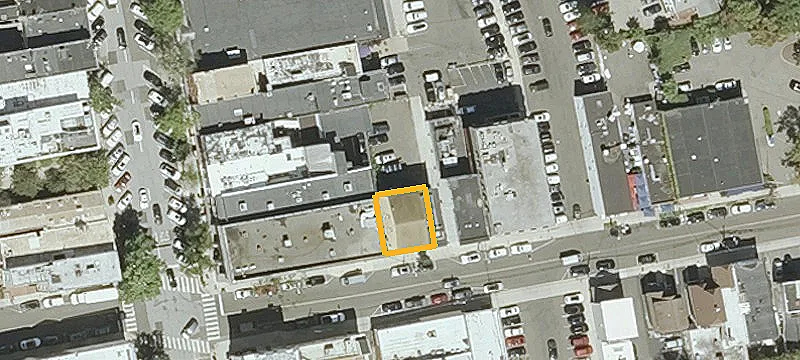25 Lewis St