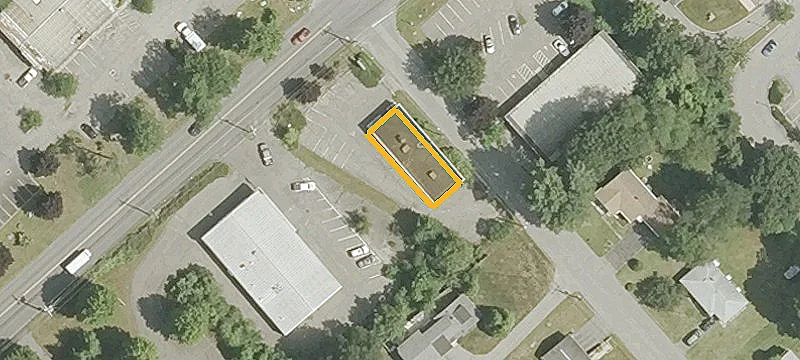 386 Winsted Rd
