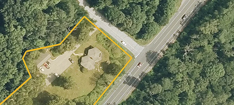 3 Dickinson Rd