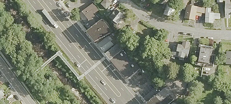 560 Main St