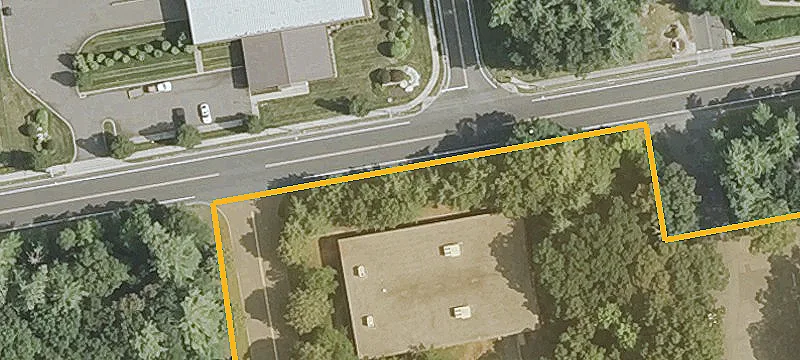 11 Commerce Dr