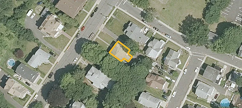 60 Pleasant St