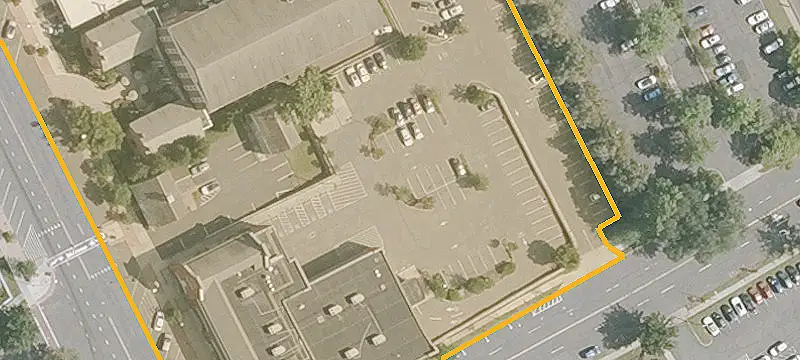 10 Main St