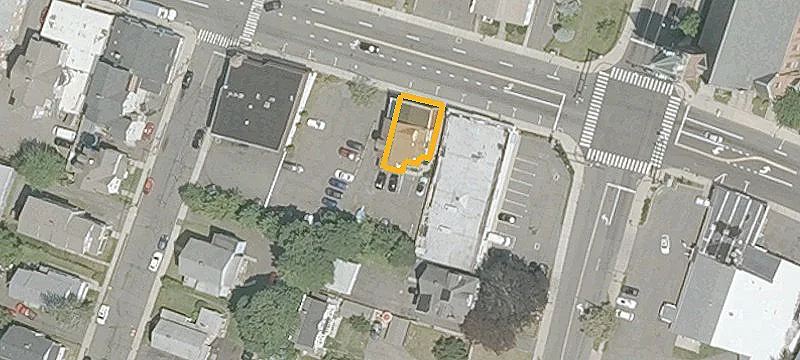 200 Main St
