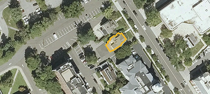 28 Lafayette Pl