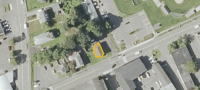 51 Echo Lk Rd
