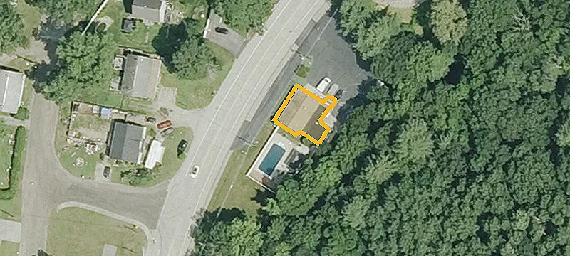 139 Riverside Dr
