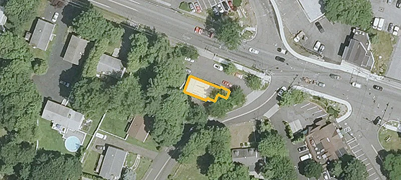 131 New Canaan Ave