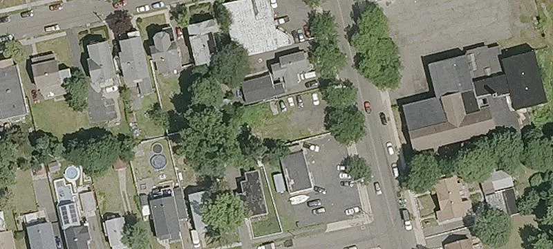 298 Campbell Ave