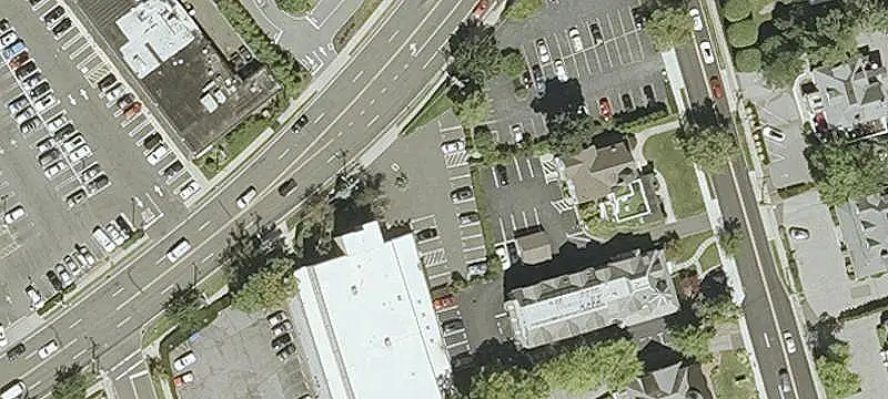 124 Putnam Ave