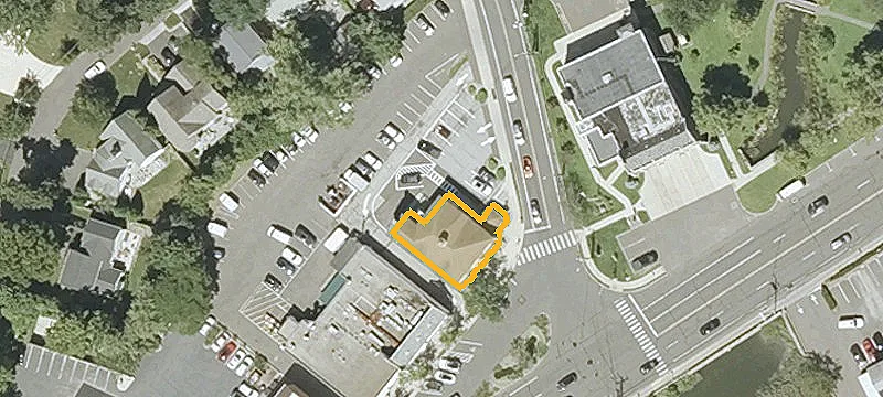 162 Putnam Ave