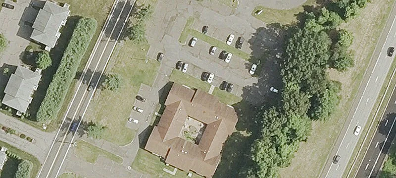 100 Tpke Rd