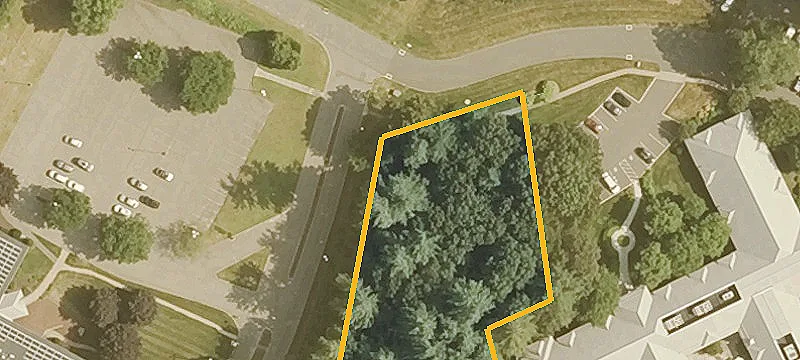 220 Realty Dr