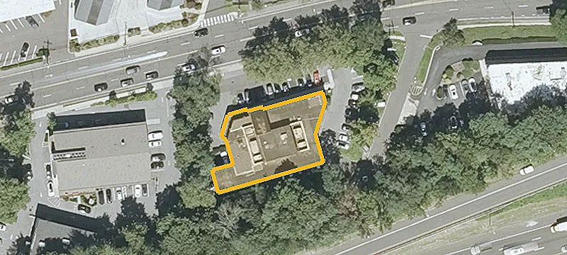 1200 Putnam Ave