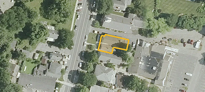 16 Main St