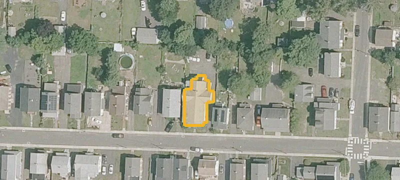 69-73 Oak St