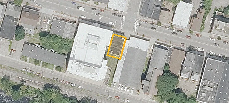884 Main St