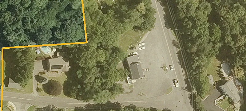 70 Candlewood Lk Rd