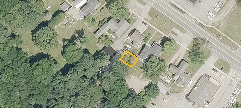 272 Main St