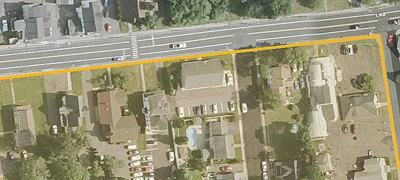 112 Main St