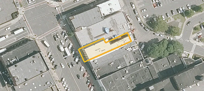 422 Main St