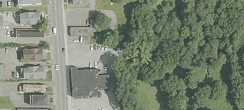 364 Main St
