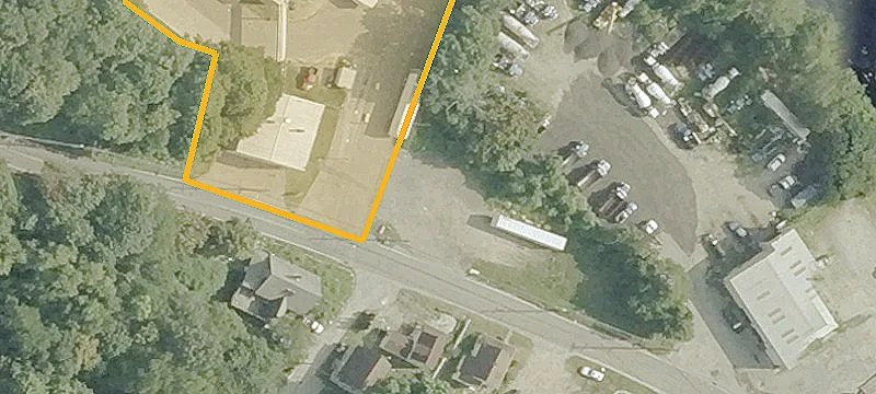 301 Maple Ave