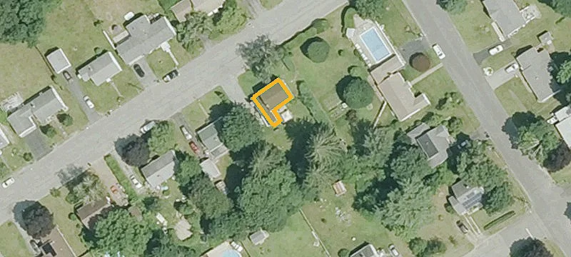 25 Ruth St