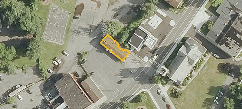 4 Main St