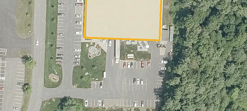 11 Middle Riv Dr